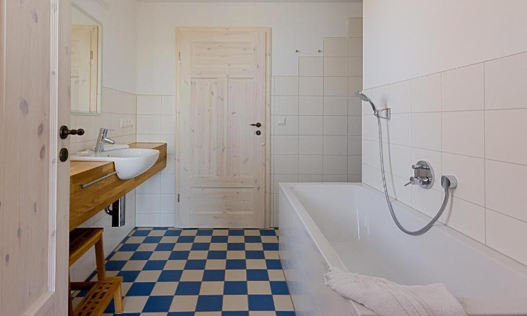 Kapitaenshaus - Kajuete Villa Ahrenshoop Luaran gambar